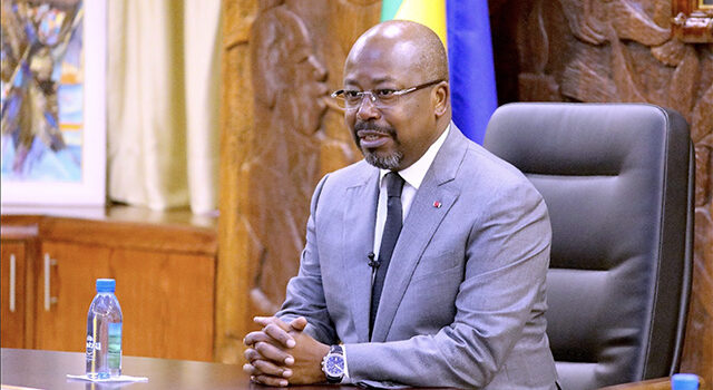 Au Gabon, l’ex-Premier ministre d'Ali Bongo a-t-il rallié la transition ?