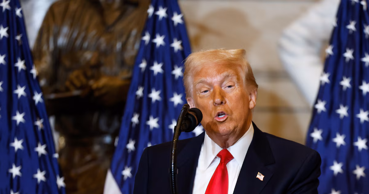 Donald Trump propose de l'argent aux migrants clandestins