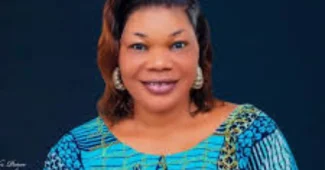 artiste comédienne Aurélie Guezo