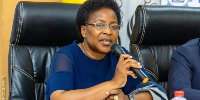 la-ministre-de-lenseignement-superieur-et-de-la-recherche-scientifique-Eleonore-Yayi-Ladekan