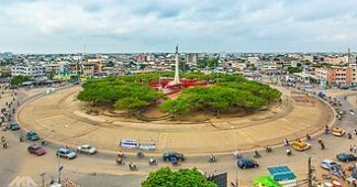 Littoral, Cotonou Place_de_Etoile_rouge