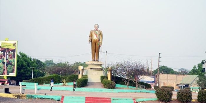 Bénin, Donga, Parakou, statut de Maga, communales, conseillers