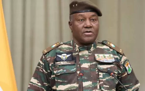 Général Tiani accuse Macron, Talon et Ouattara