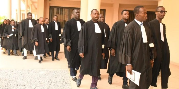 Auditeurs de justice et greffiers
